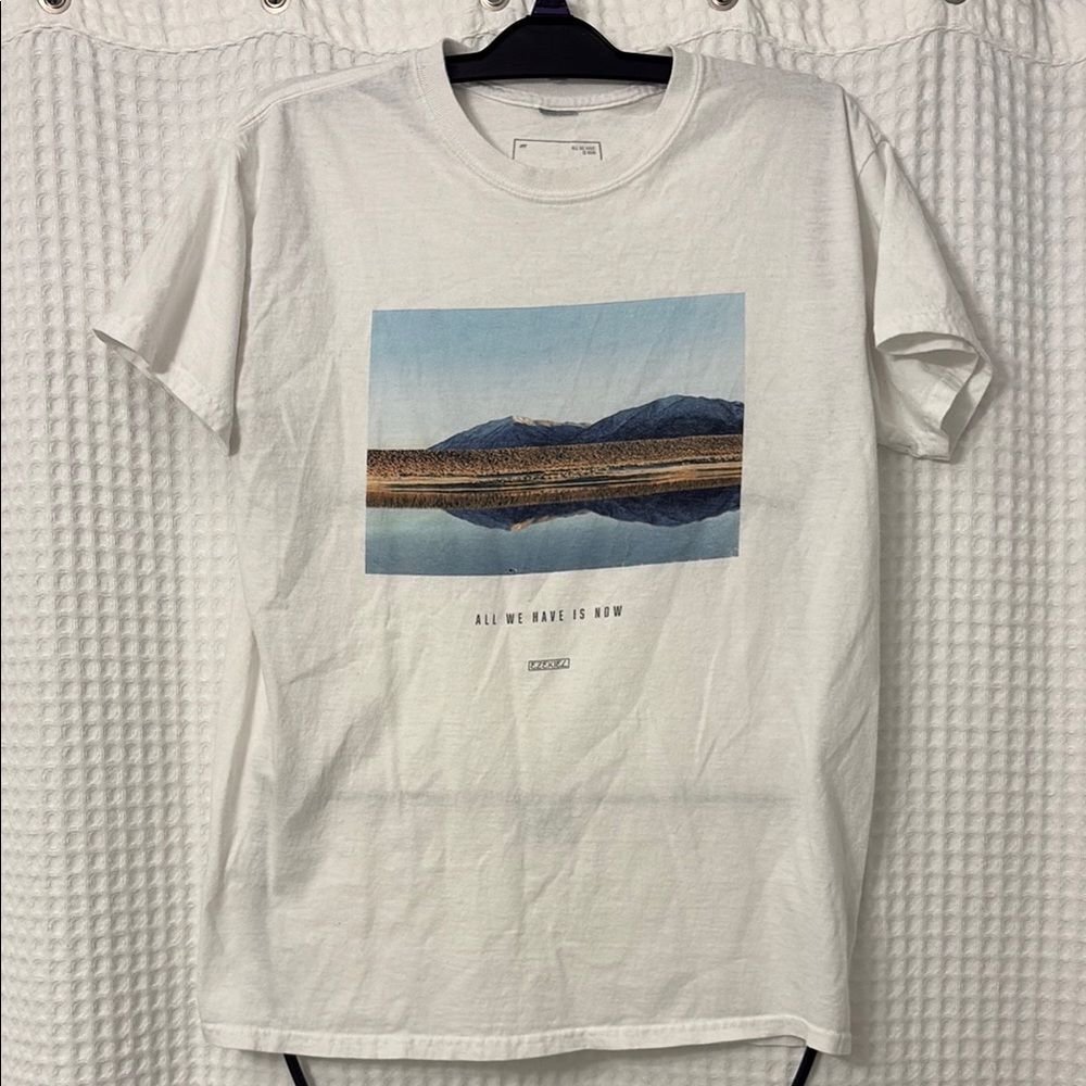 Ezekiel White Short Sleeve Tees Contemporary Style Size M